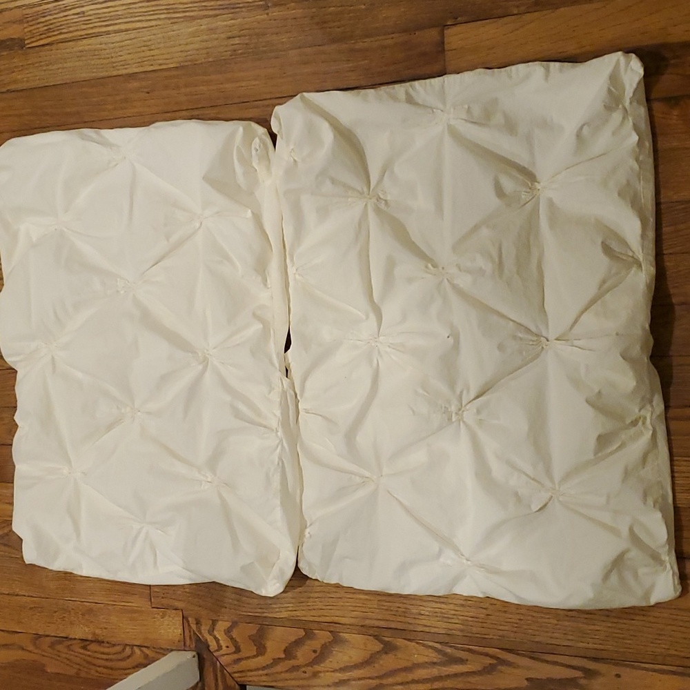 West Elm Cream Textured Pillows Bedding